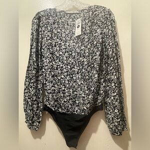 Abercrombie & Fitch Black and White Floral Bodysuit